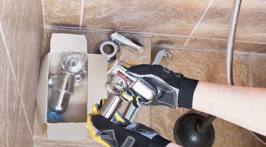 Professional gutter cleaning in Borger, TX
